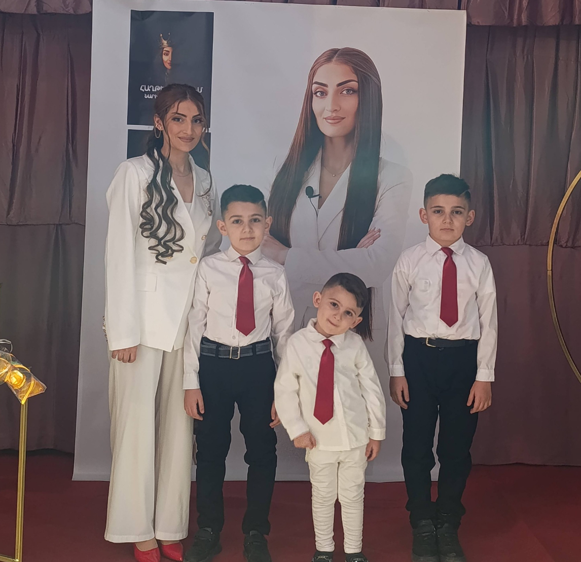 ԿԱՅԱՑԱՎ ԳՊՀ ՈՒՍԱՆՈՂՈՒՀԻ ՆԱՐԻՆԵ ԺԱՄՀԱՐՅԱՆԻ  ԳՐՔԵՐԻ ՇՆՈՐՀԱՆԴԵՍԸ